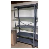 Metal shelving unit