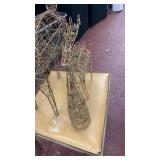 Christmas lot 2 reindeer 2 trees