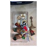 Figurines lot brass cross bell