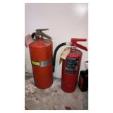 2 fire extinx guishers
