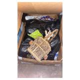 Box lot of Easter decorations