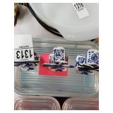 Hand painted delft blue salt and pepper