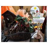 Christmas lot: basket and reindeer candle holder,