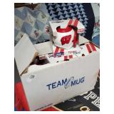 12 Wisconsin coffee mugs collectibles