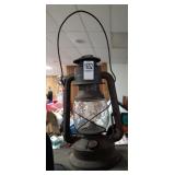 Dietz Little Wizard gas lantern