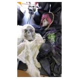 Halloween decors Skeletons witch skull