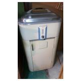 Westinghouse electric roaster on stand