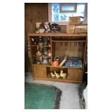 Media /TV cabinet - contents separate