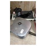 Electric skillet & griddle, small crockpot