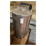 Spartan 3 gallon stainless steel pressure tank