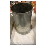 Vintage Hallmark English quart tankard