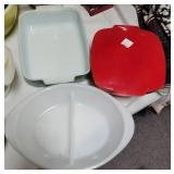 Pyrex 3 pieces plus lid