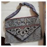 Vintage headed clutch