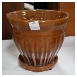 Glazed ceramic planter