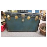 Steam trunk - no contents