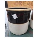 1 gallon bicolor crock