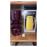 1L vacuum jug, ruby red glass vase