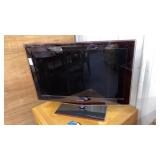 Samsung 32" diag flatscreen TV swivel base