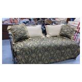 Trundle daybed w/bedding & covers