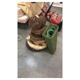 Basket w/wooden wreaths