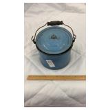 Granite ware pot with lid