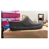 Merrell  7-1/2 M