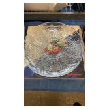 Round horsdoeuvre dish