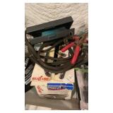 Hand vac Dirt Devil and jumpers