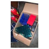 Box lot of organizers