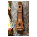 Ukelin musical instrument