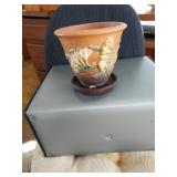 Roseville planter chip