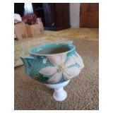 Roseville planter chips