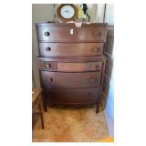 Mahogany chest of drawers