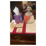 Contents top of Dresser