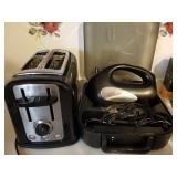 Hamilton Beach toaster & GE hand mixer