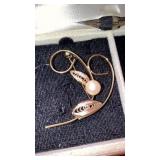 Filigree & pearl pin brooch