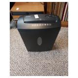 Staples paper sherader