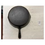 Vintage cast-iron skillet Taiwan 10.5 in