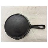 Vintage cast-iron skillet 6.25 inches