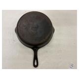 Griswold cast iron skillet 10.5 inches