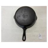 Griswold cast-iron skillet 9in