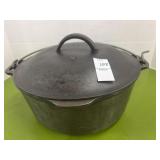 10 inch cast iron Dutch Oven /lid