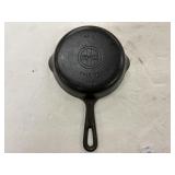 Griswold cast-iron skillet 6.5 inches