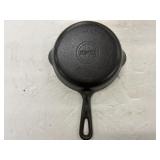 Griswold cast-iron skillet 6.5in