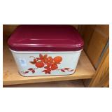 Vintage hinged Bread box