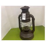 Dietz little wizard antique railroad barn lantern