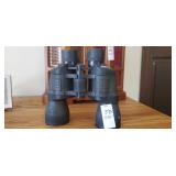 Vivitar 8x50 binoculars