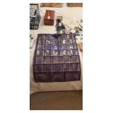 Hanging storage container