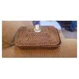 Basket and 2 metal trivets