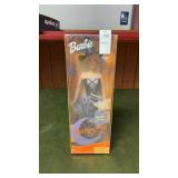 Barbie Halloween Glow In Box